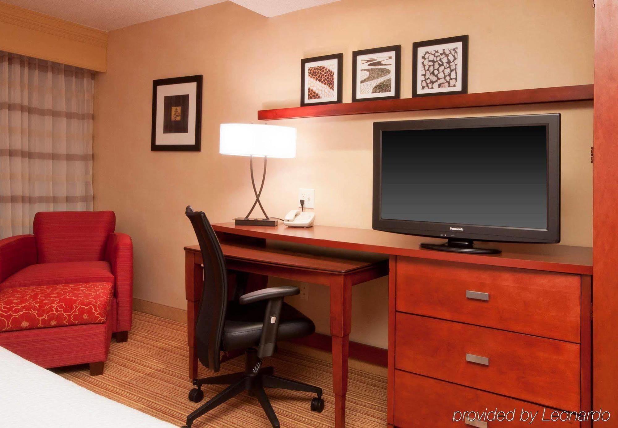 Отель Courtyard By Marriott Amarillo West/Medical Center Экстерьер фото